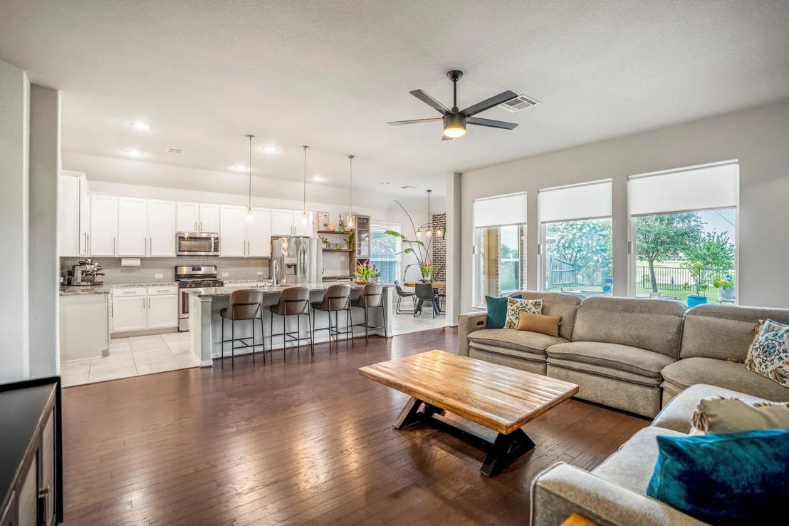 Photo of 7511 Laguna Lake Drive