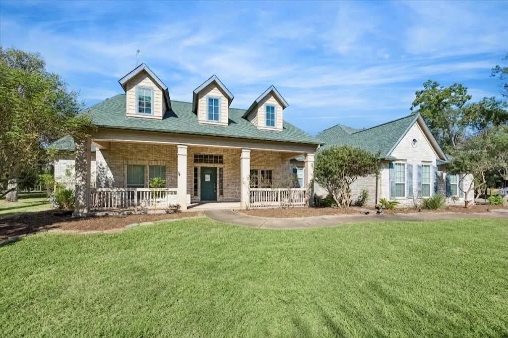 Photo of 17502 Hamill Drive