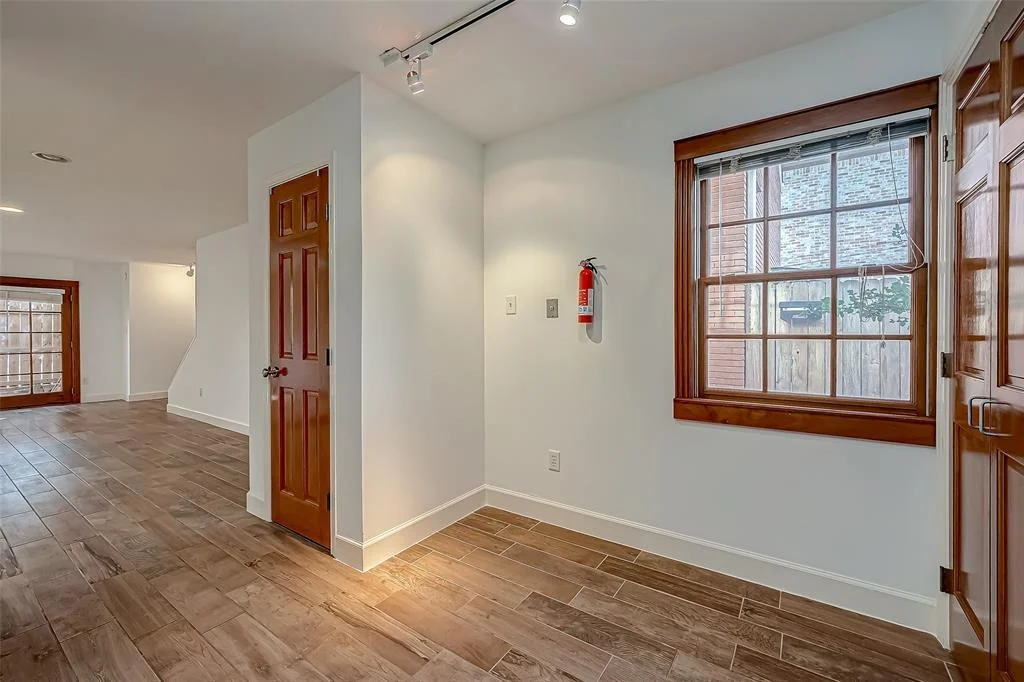 Photo of 2300 Driscoll