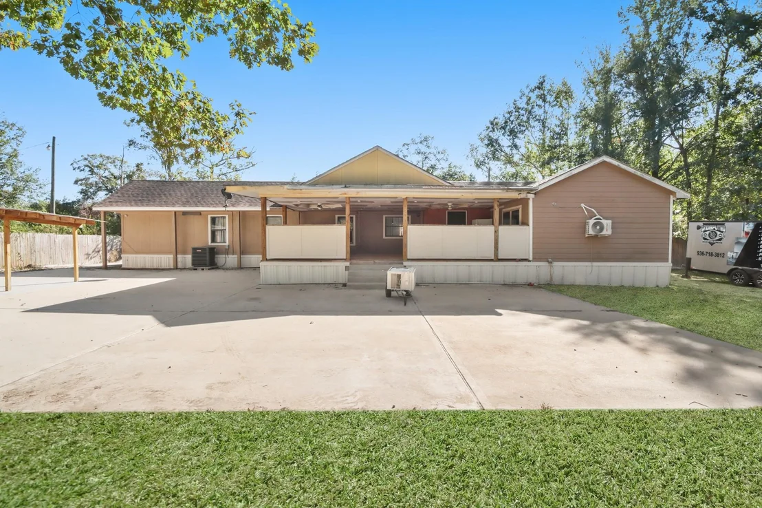 Photo of 17317 E Greenleaf Lane