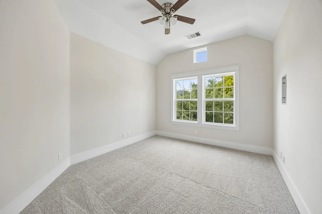 Photo of 8558 Ridgepoint Drive