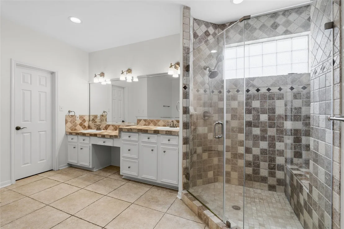 Photo of 22603 Bucktrout Lane