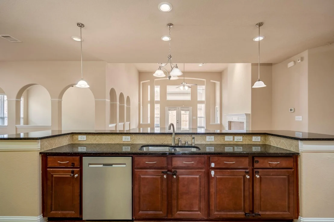 Photo of 18010 Sheldon Pines