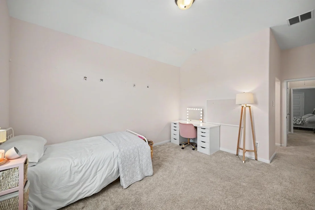 Photo of 17607 Harper's Way