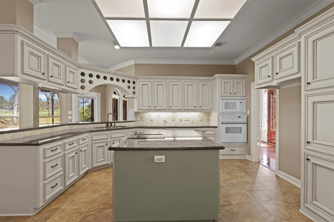Photo of 299 Wedgewood Drive