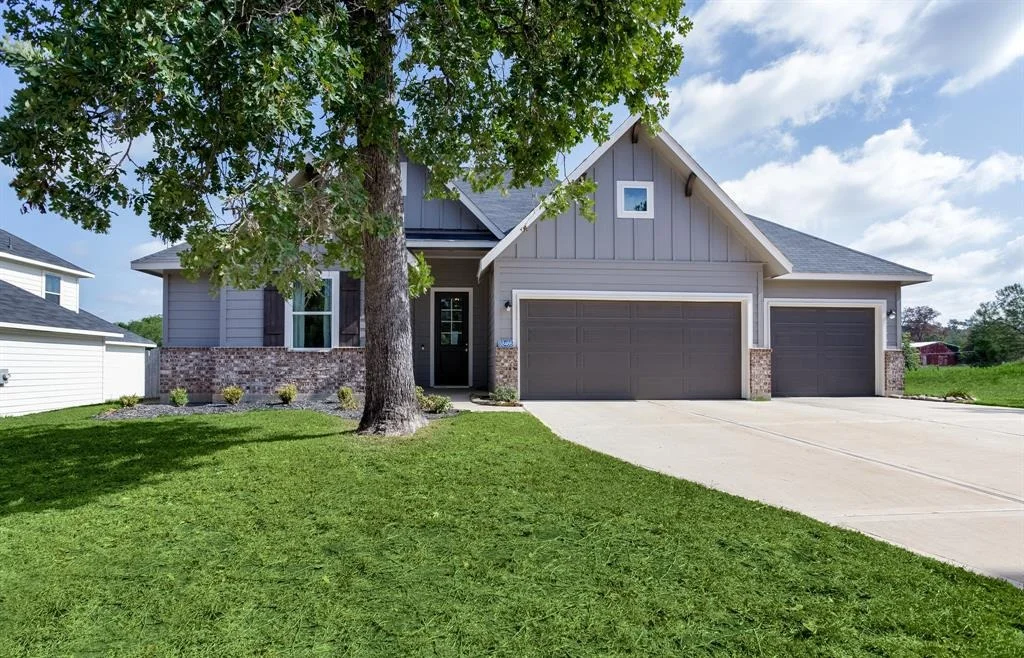 Photo of 38466 Park View Drive