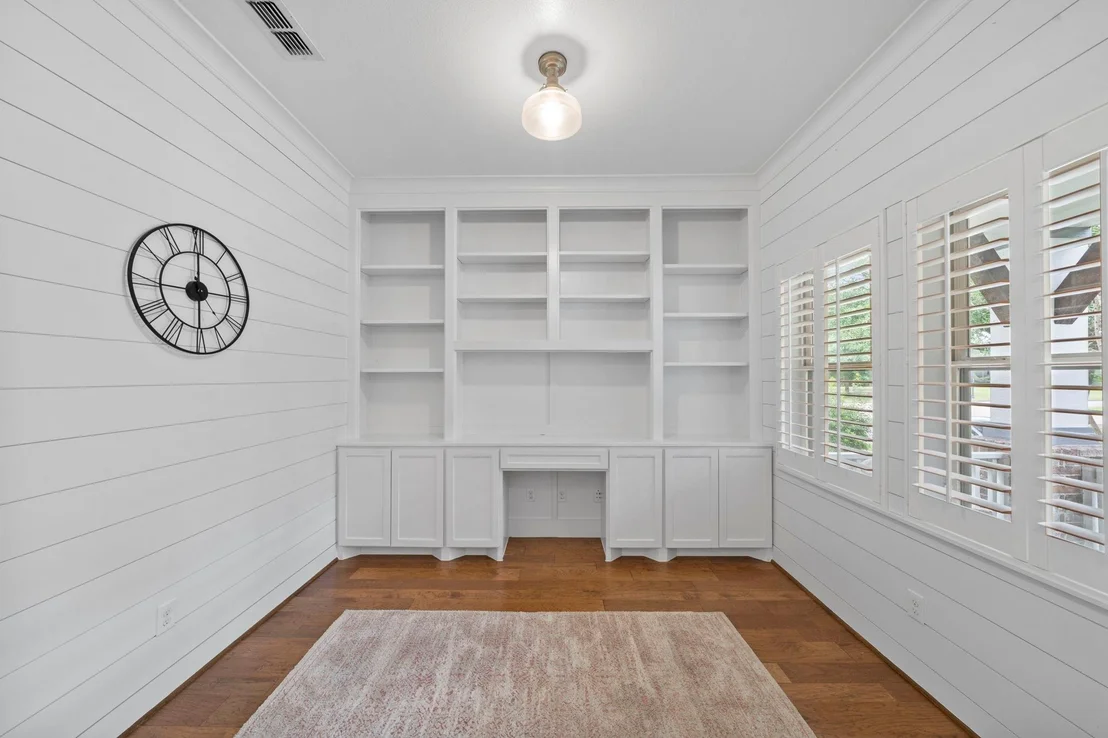 Photo of 17031 Seminole Ridge Drive