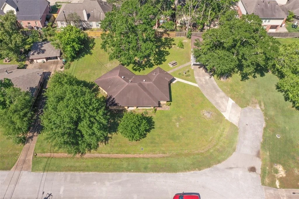 Photo of 5115 Covington Drive
