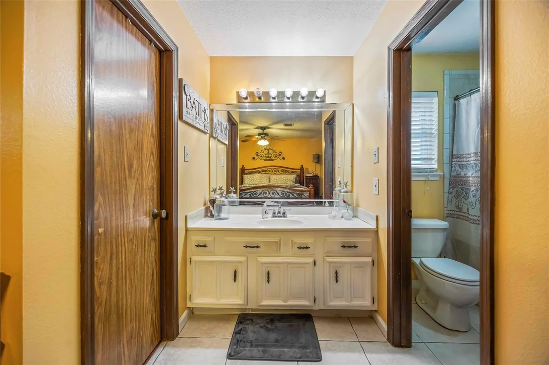 Photo of 4043 Manordale Drive