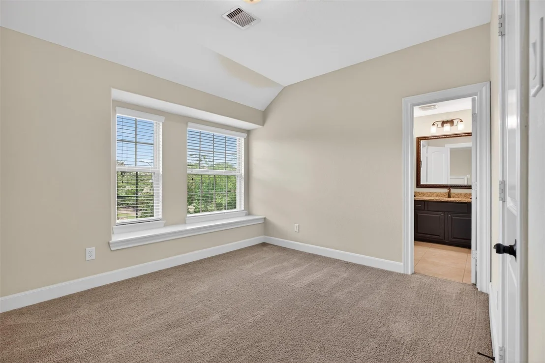 Photo of 28723 Primrose Bluff