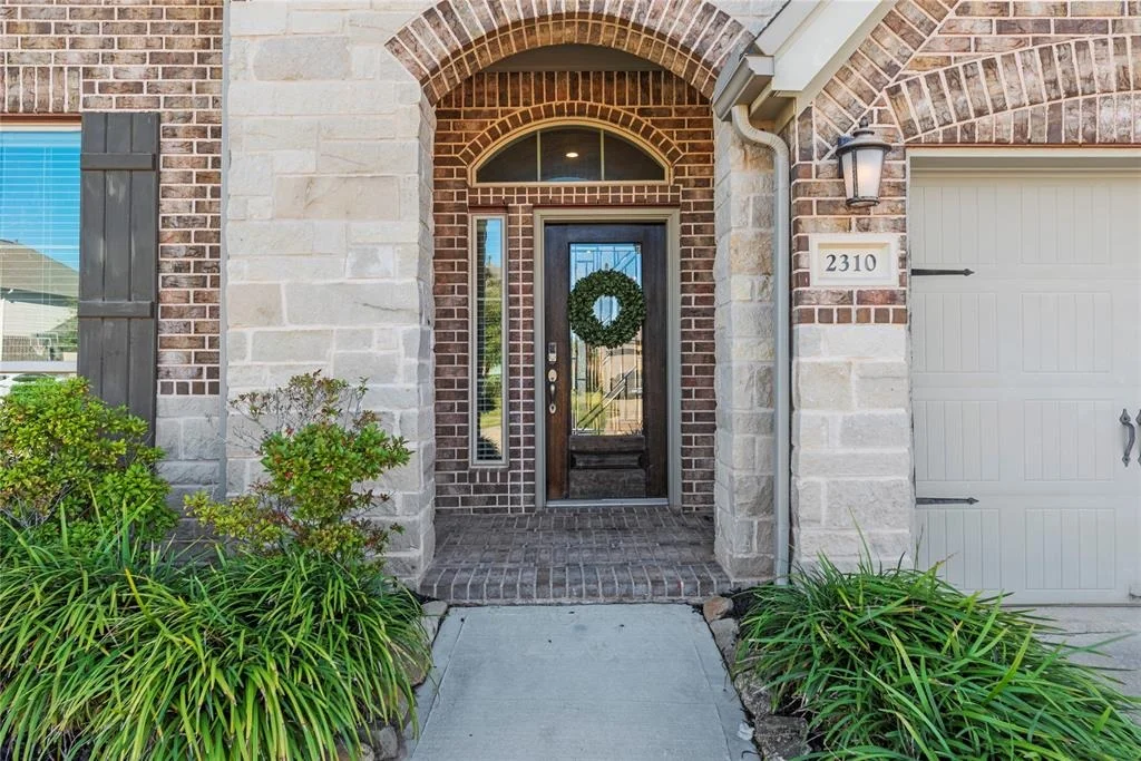 Photo of 2310 Jasper Point