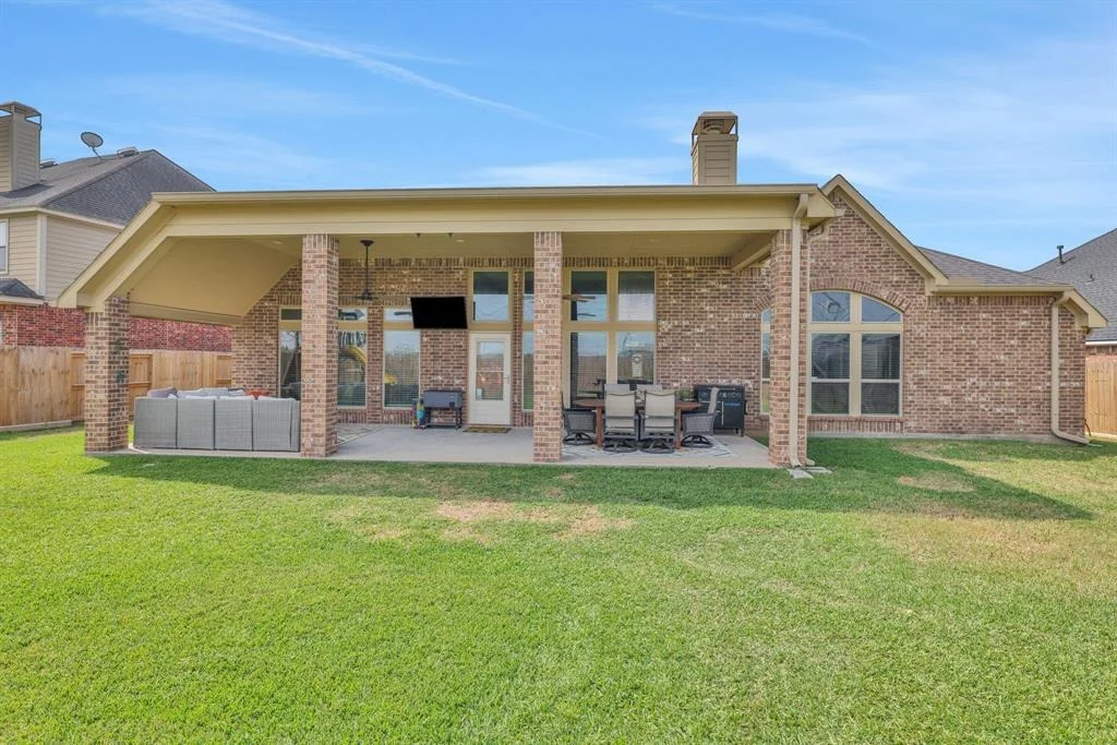 Photo of 7423 Shadow Terrace Lane