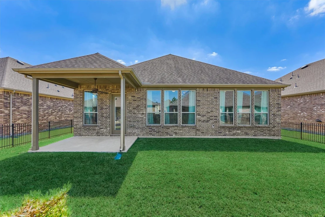 Photo of 132 Chestnut Bay