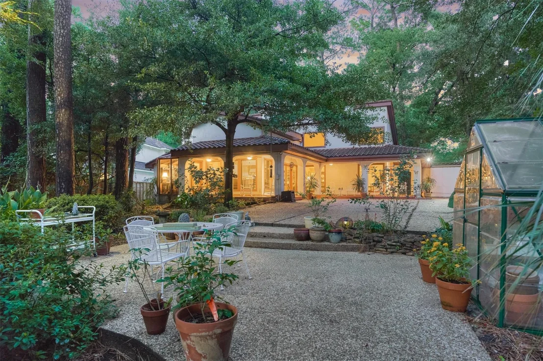 Photo of 1113 River Road