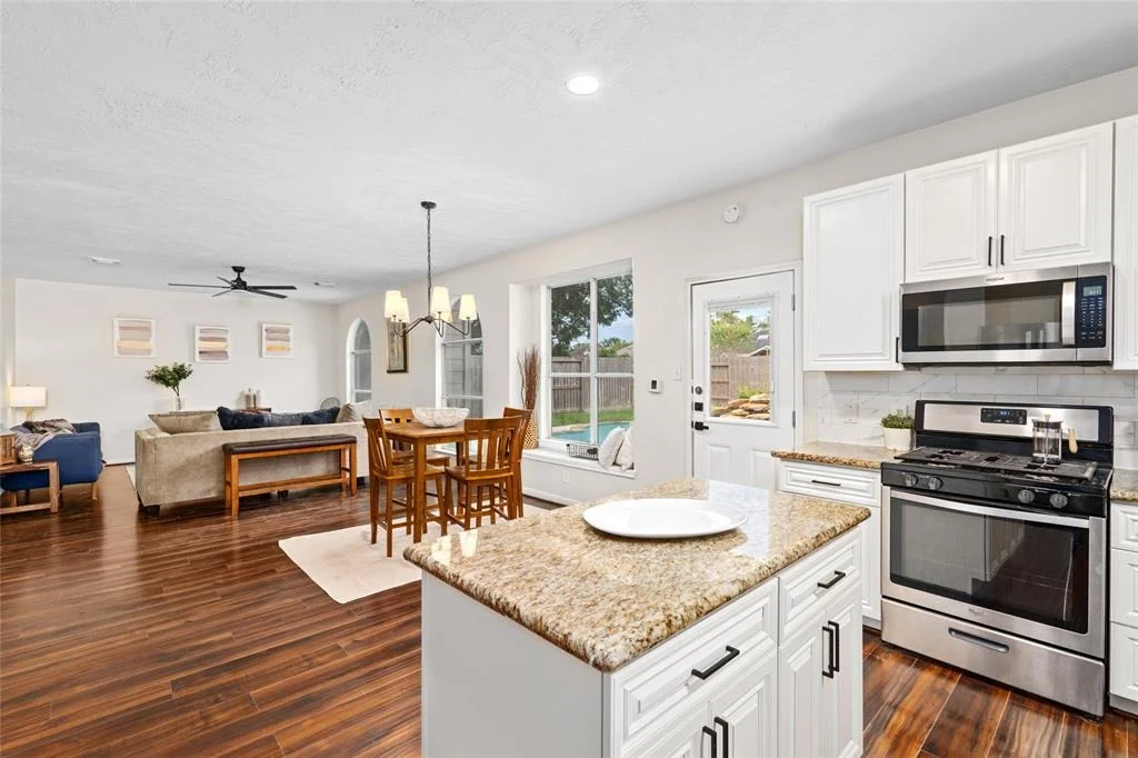 Photo of 20235 Black Canyon Drive