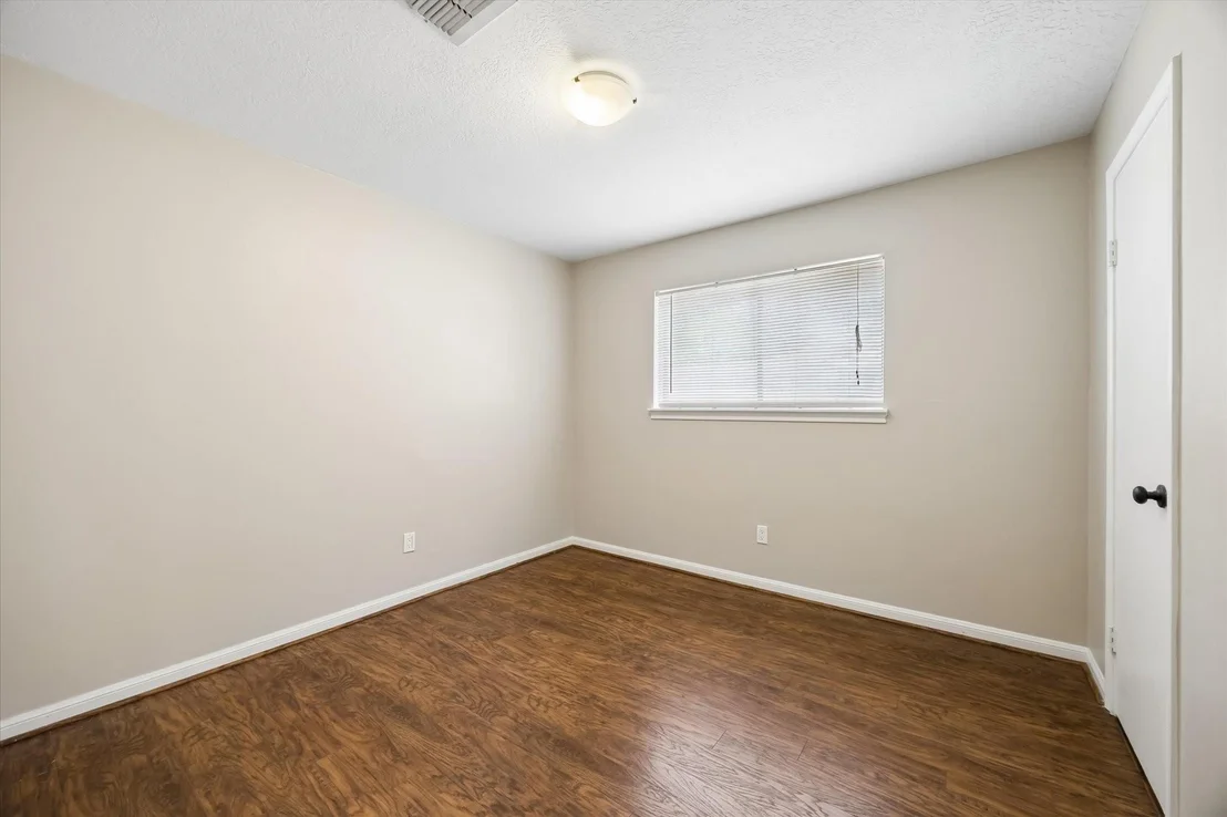 Photo of 7802 Bellerive Drive