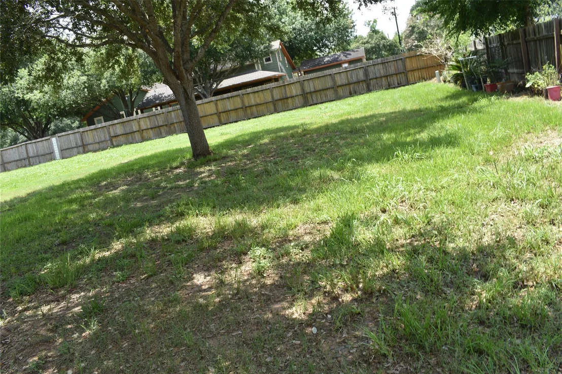 Photo of 2210 Geronimo Lane