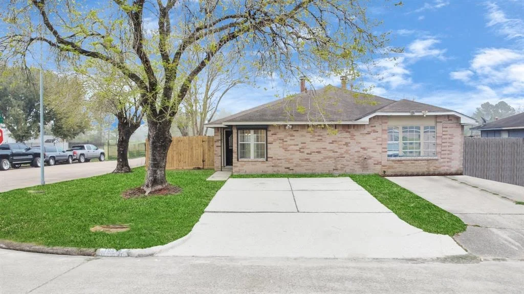 Photo of 10046 Rosbrook Drive
