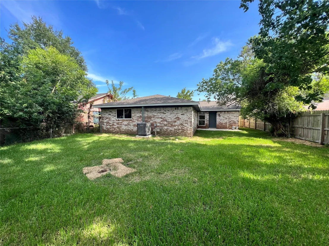 Photo of 17023 Sunshine Street