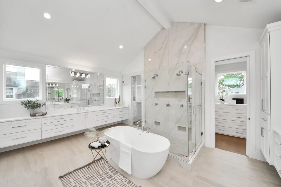 Photo of 1705 Saxon Drive