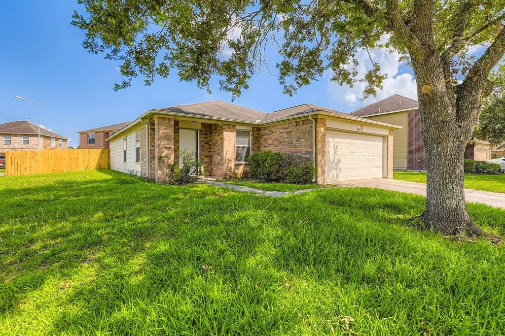 Photo of 1907 Serenata Lane