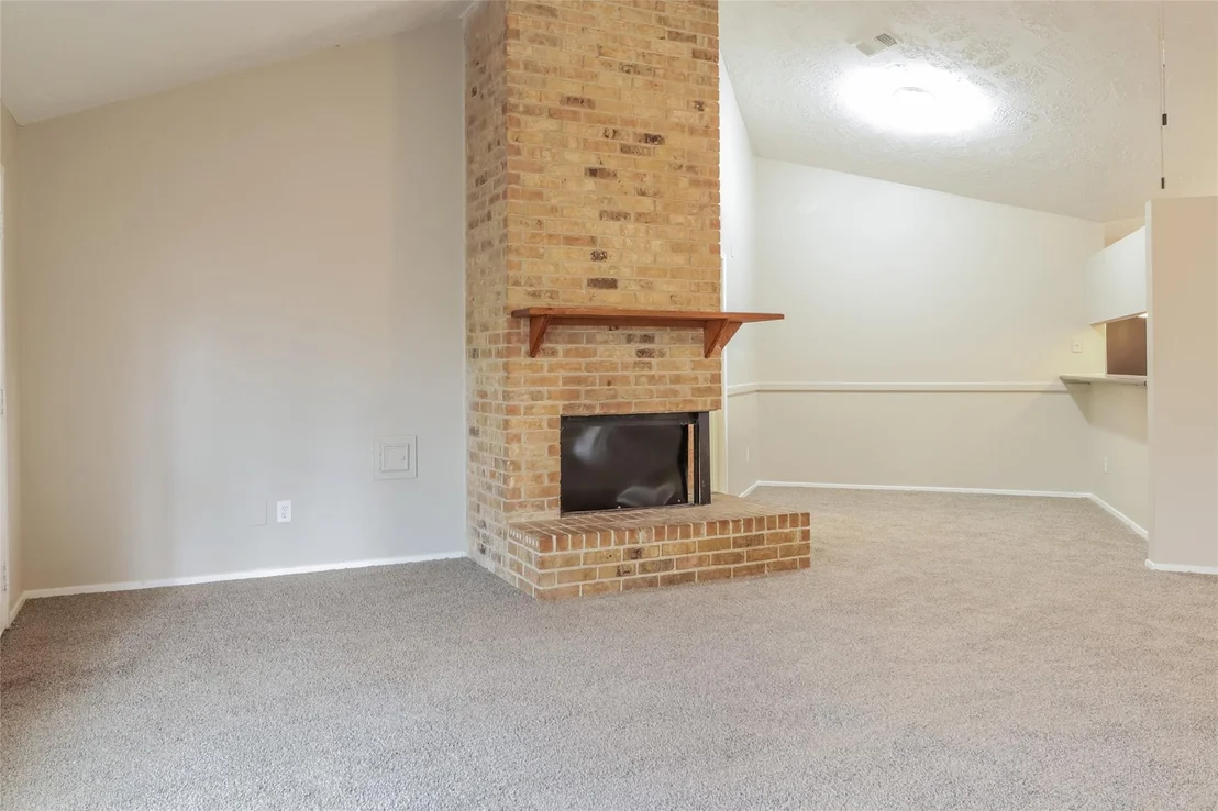 Photo of 7203 Fuchsia Lane