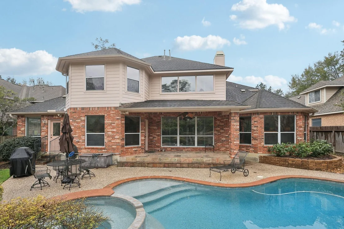 Photo of 182 N Hazelcrest Circle