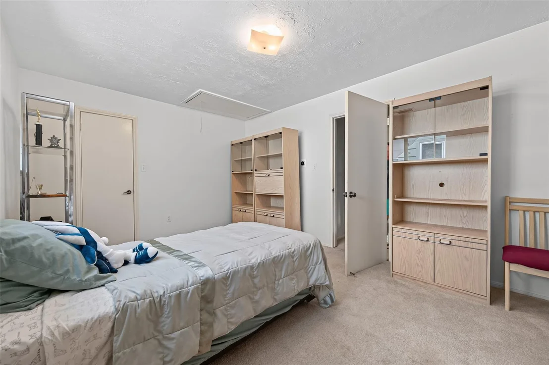 Photo of 18715 White Candle Drive