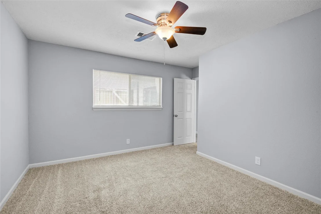 Photo of Unit D at 5703 Easthampton Drive