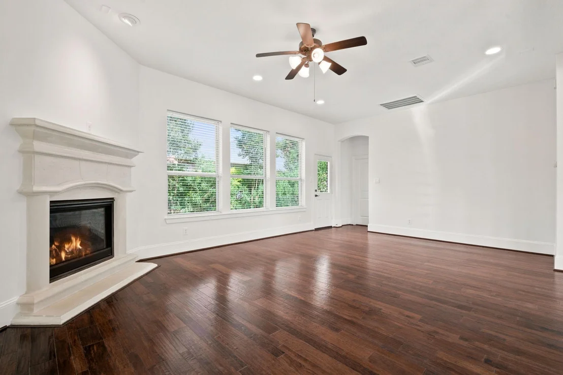 Photo of 6 Sleeping Colt Place