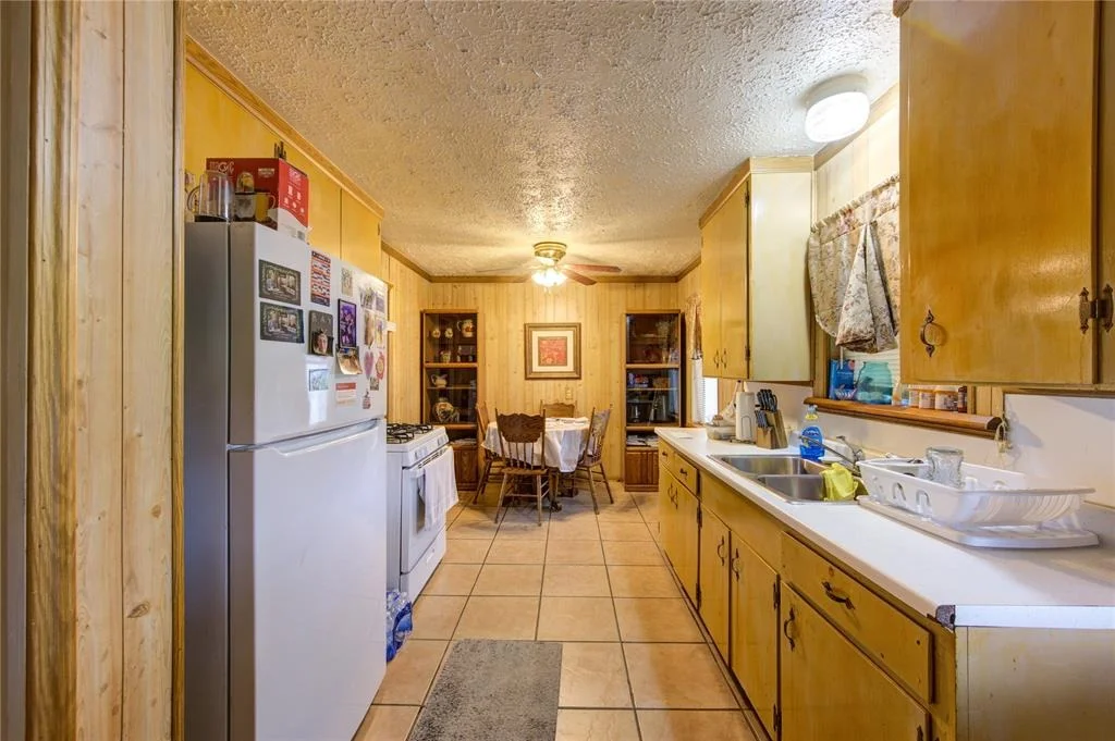 Photo of 1502 Quail Street