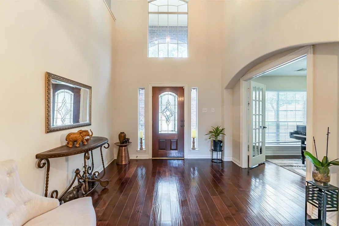 Photo of 6822 Summer Bridge Lane