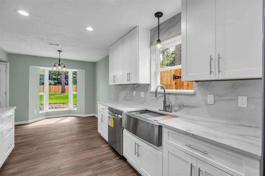 Photo of 24614 Moorgate Lane