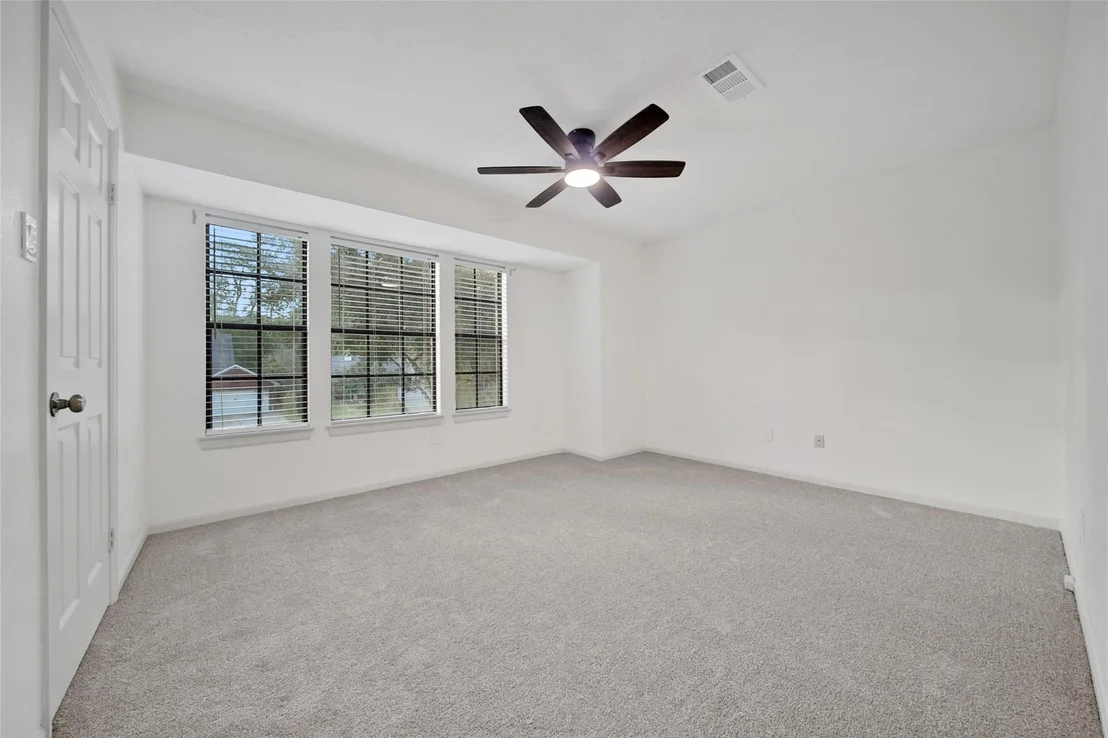 Photo of 34 Village Knoll Place