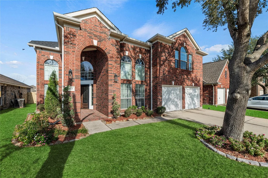 Photo of 11023 Barker Grove Lane