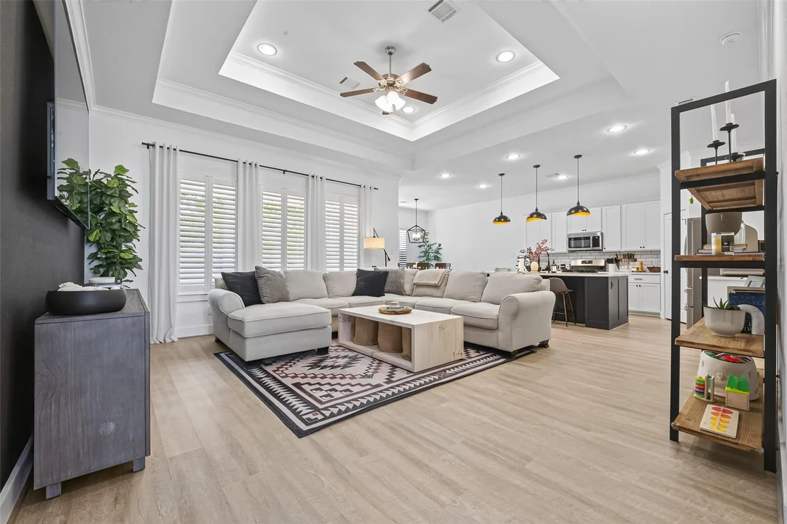 Photo of 10372 Fairview Drive