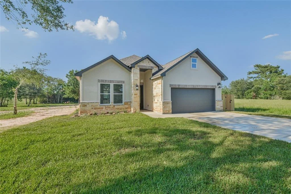 Photo of 620 Lily Street