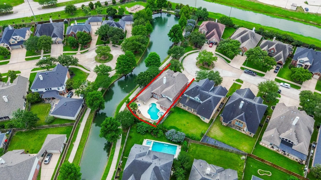 Photo of 2735 Driftwood Drive