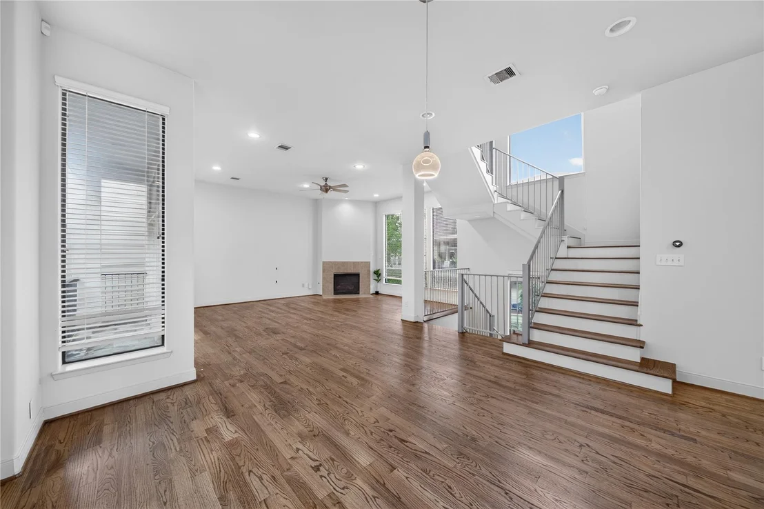 Photo of 818 Lester Street