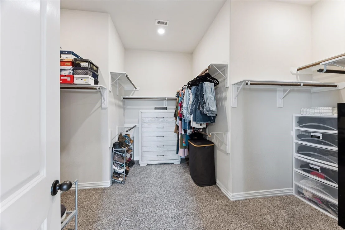 Photo of 7923 Stratford Hall Drive