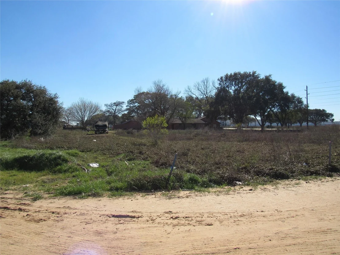 Photo of 2119 Woods Road