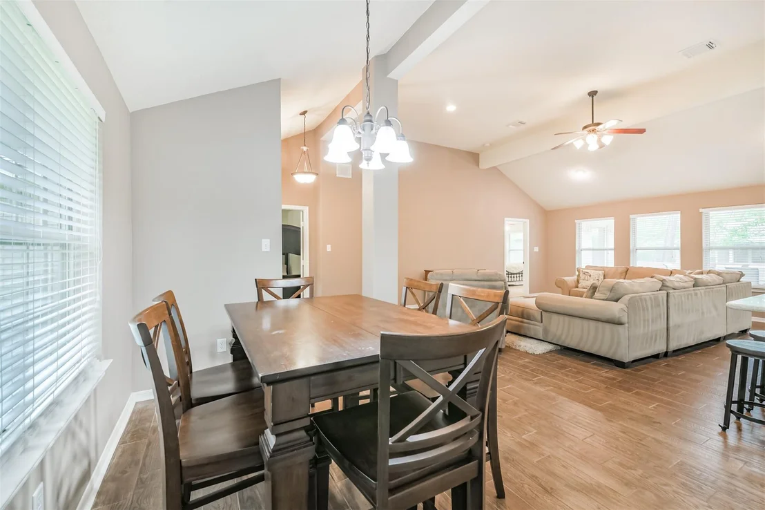 Photo of 10 Twinstone Court