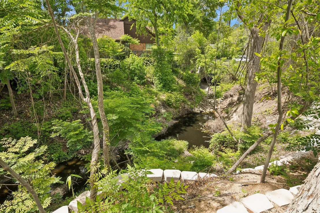 Photo of 10801 Long Shadow Lane