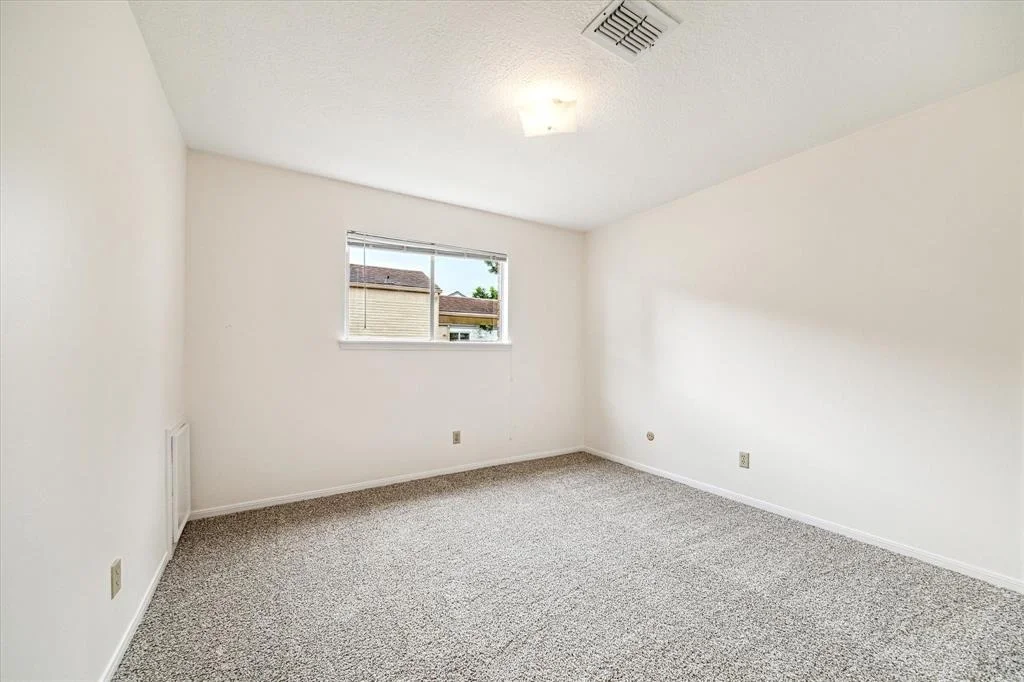 Photo of 7619 Bankside Drive