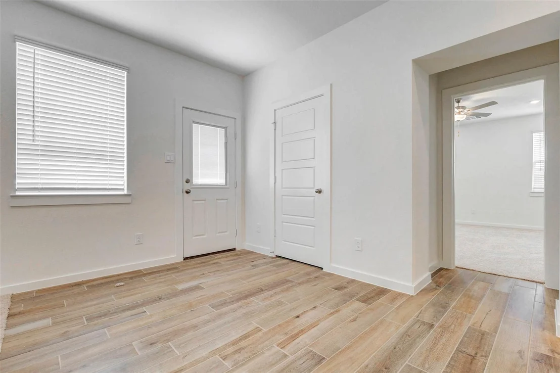 Photo of 6471 Escondido Drive