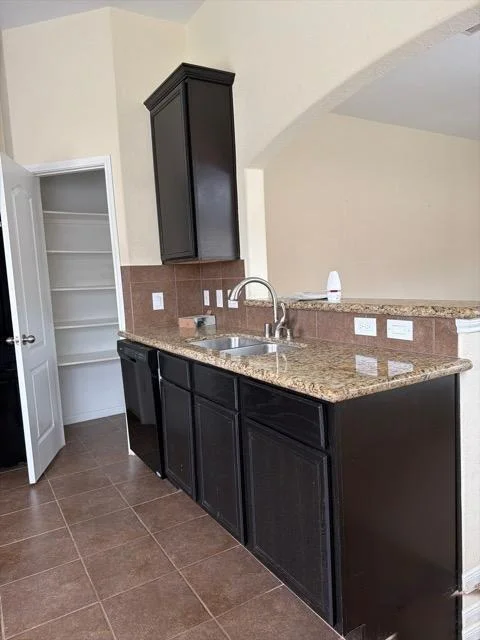 Photo of 5211 Lagoon Court