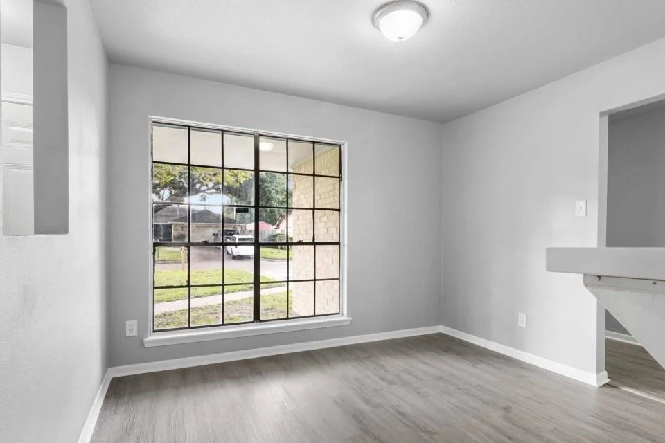 Photo of 7207 Pinehook Lane