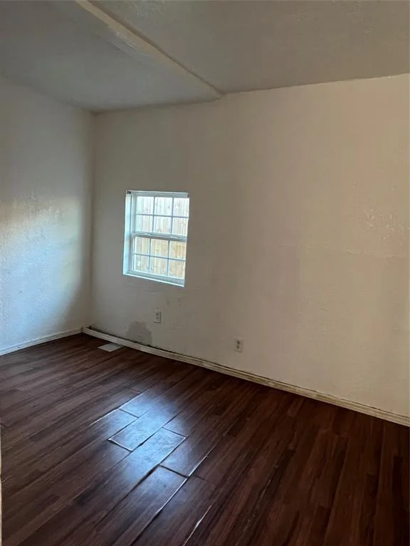 Photo of 514 Burke Rd