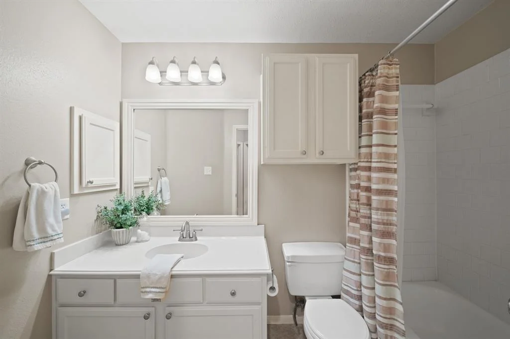 Photo of 6723 Springcrest Drive