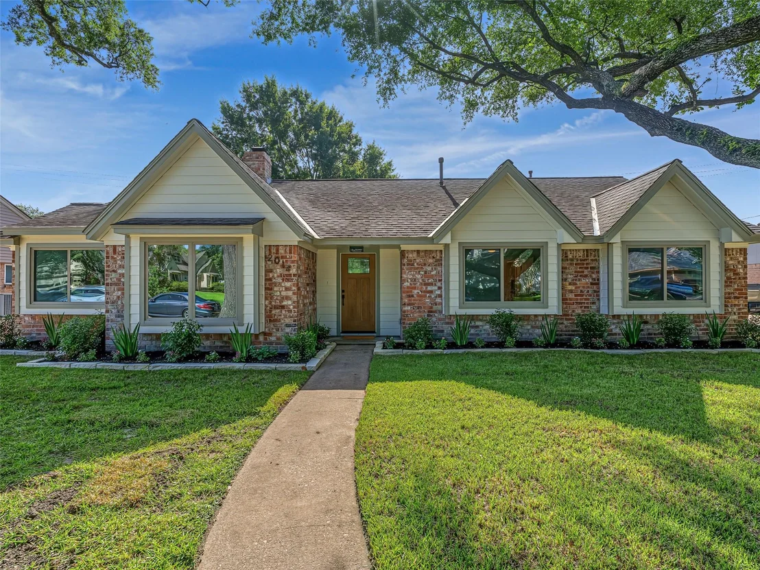 Photo of 2014 Elmgate Drive